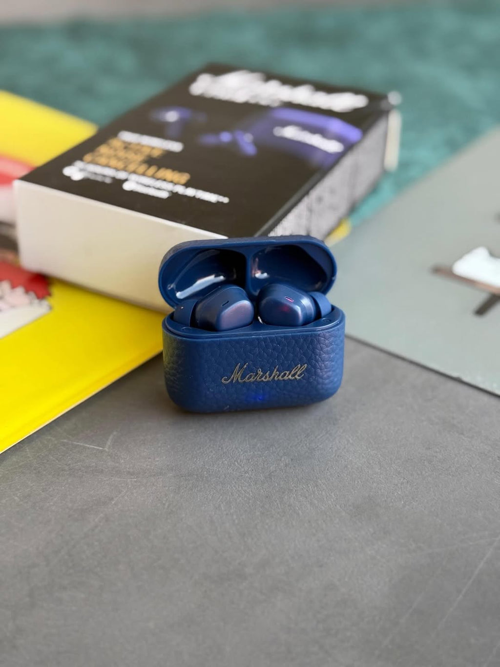 Marshall Premium Wireless Earbuds – White Edition